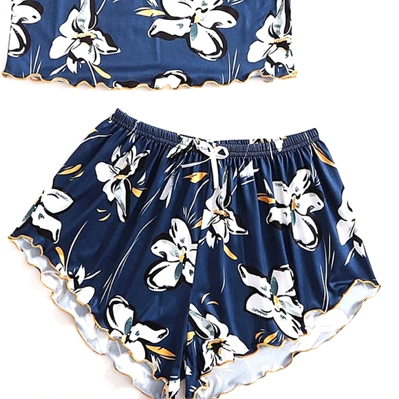 FLORAL CAMI SHORTS SET - Picture 3 of 6